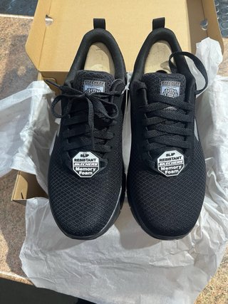 Zapatillas Skechers Negras Relaxed Fit