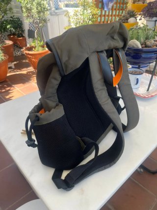 Mochila Tommy Hilfiger Verde Militar y Negra