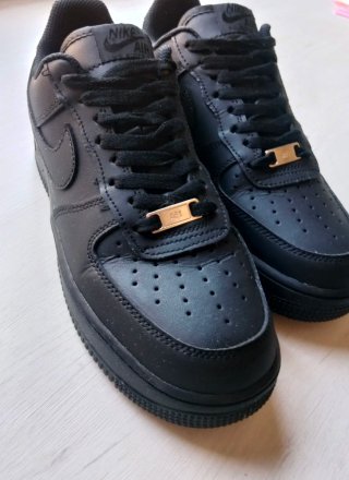 Nike Air Force 1 '07 Negras Talla 41