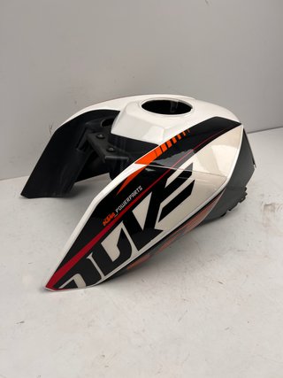 Tapas depósito KTM Duke 125