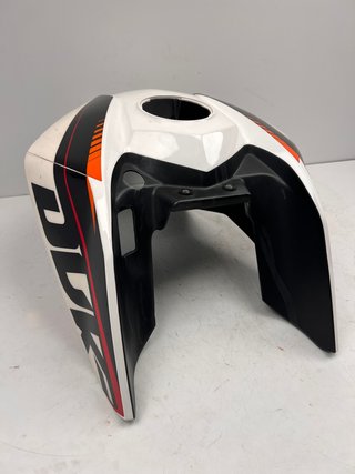 Tapas depósito KTM Duke 125