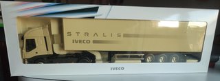 Modellino Camion Iveco Stralis Scala 1:4