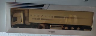 Modellino Camion Iveco Stralis Scala 1:4
