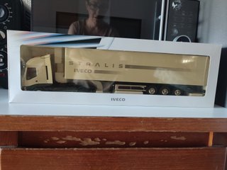 Modellino Camion Iveco Stralis Scala 1:4