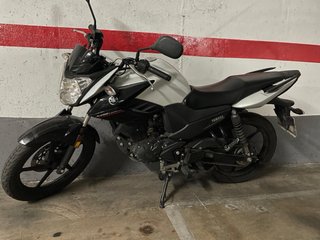 Yamaha YS 125