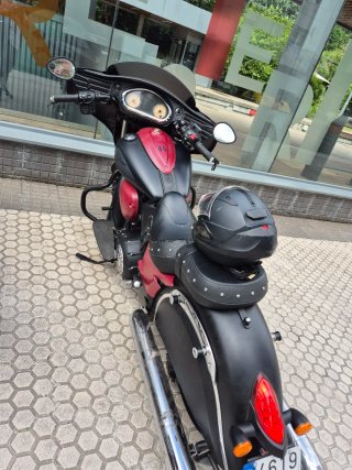 Indian Chieftain Dark Horse Negra/Burdeos