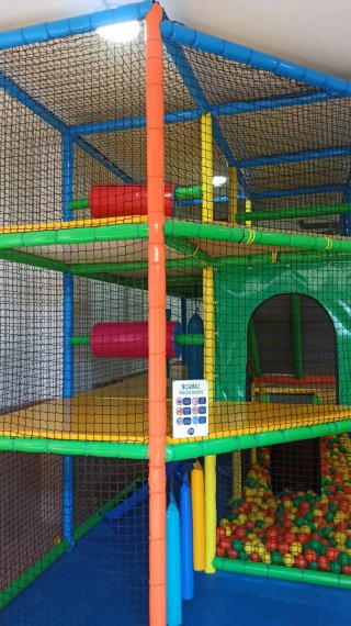 Parque infantil de bolas grande para niños