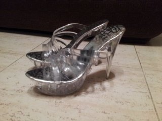 Zapatos tacón fino plataforma transparente