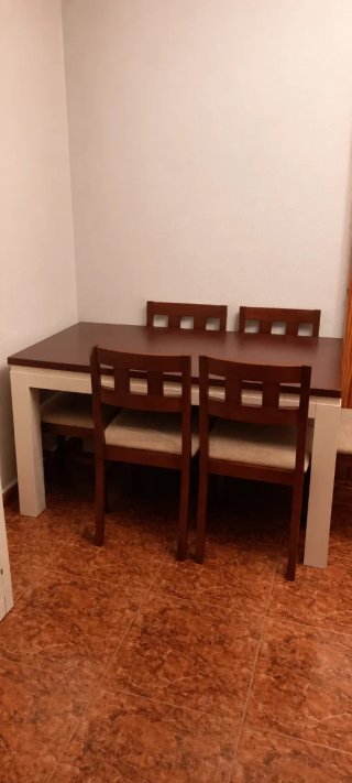 Mesa comedor extensible madera y 6 sillas