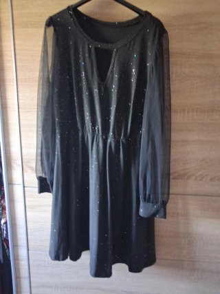 Vestido negro con brillos