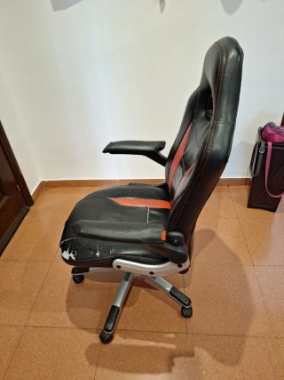 Silla Gamer Negra y Roja