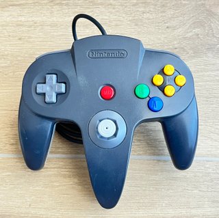 Nintendo 64 Console Boxata PAL GIG + Controller