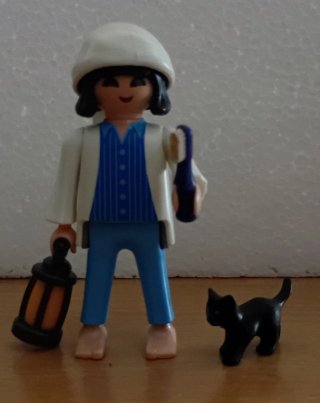 Playmobil figura con linterna y gato