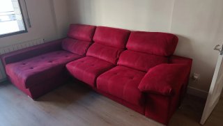 Chaiselongue rojo con asientos extraíbles