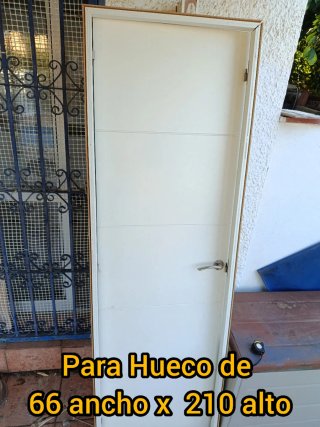 Puertas interiores de madera lisa y con cristal