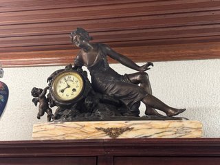 Reloj de sobremesa antiguo bronce