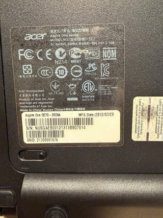 Vendo portátil Acer Aspire One D270