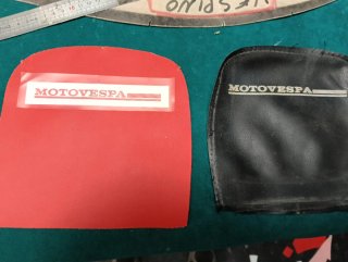 Asiento Vespino nlx de 1989con logo y con caja 3D