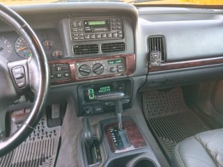 Jeep Grand Cherokee  5.9 V8