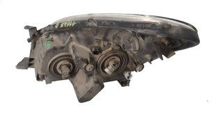 FARO DELANTERO DERECHO TOYOTA COROLLA VERSO (R1)