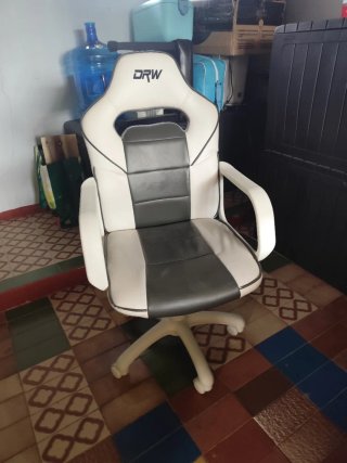 Silla de escritorio poco uso