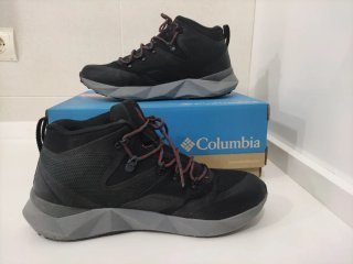 Zapatilla Bota Columbia Facet 60 Outdry Negra