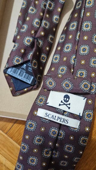 Corbata Scalpers
