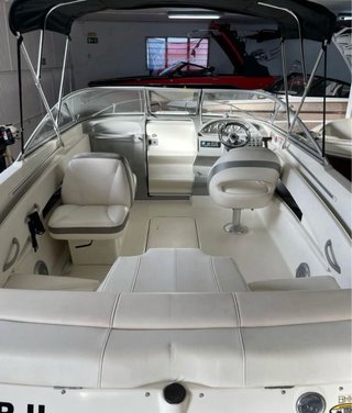 Bayliner 652 Cuddy Motorboat