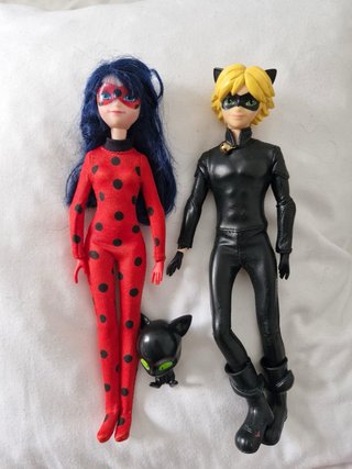 Muñecos Ladybug y Catnoir
