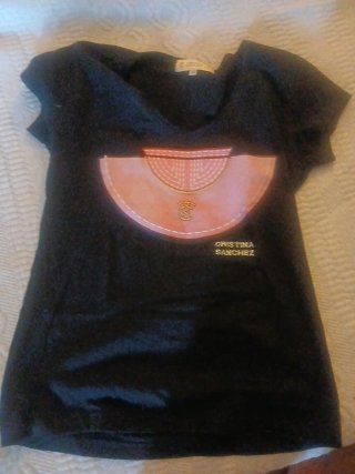 Camiseta Cristina Sanchez Negra y Rosa
