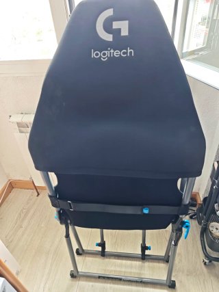 Cockpit Logitech Playseat Challenge X Racing