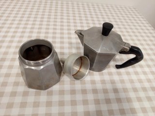 Batidora mano 1000W + Cafetera Bialetti