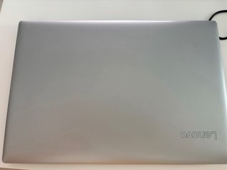 Lenovo 15.6 12GB RAM 1TB SSD Impecable
