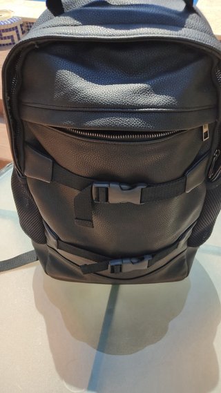Mochila polipiel negra