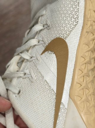 Nike Metcon 4 Champagne Metallic Gold Mujer