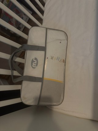 Cuna IKEA con colchón + protector