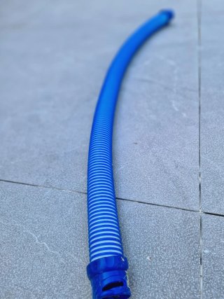 Robot Limpiafondos Piscina Azul y Gris