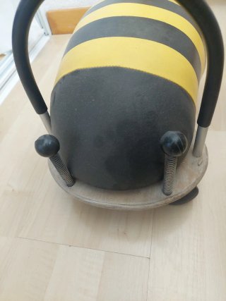 Correpasillos abeja madera