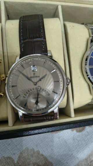 Orologio 1 = 100 euro Michael Kors  Casio Armani D