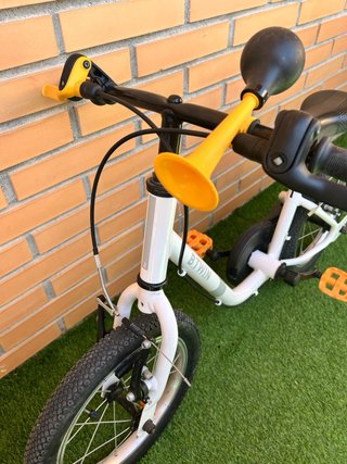 Bicicleta infantil Btwin blanca