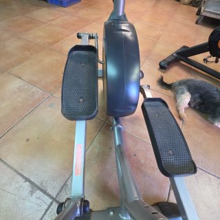 Bicicleta Elíptica Gris y Negra