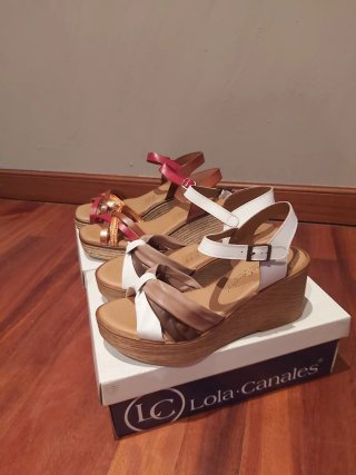 2 Pares Sandalias Cuña Lola Canales T.39