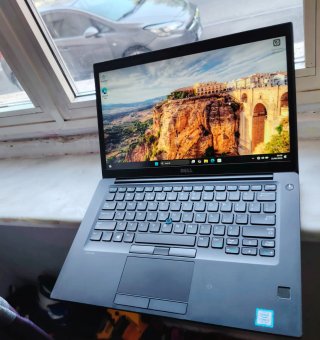 Dell Latitude 7480 i7 7th Gen Win 11