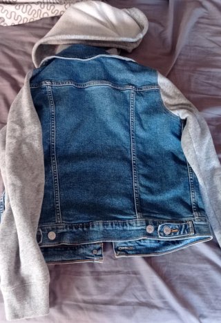 Cazadora vaquera Levi's con capucha niño S