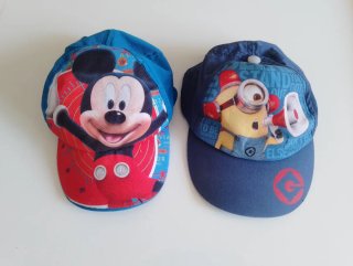 Gorras Mickey Mouse y Minions Azul/Rojo