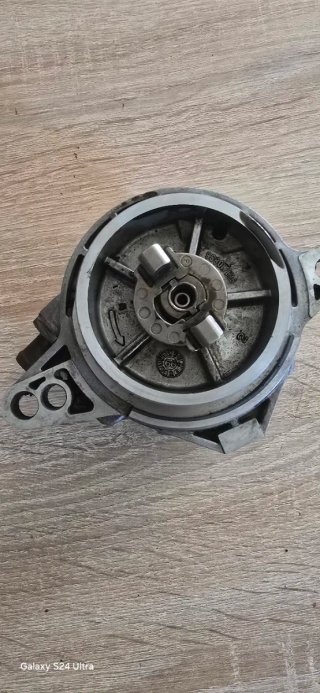 Bomba de vacío freno BMW E46 330d