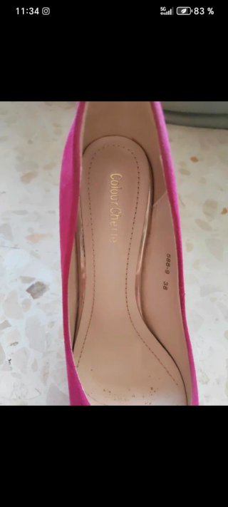 Tacones Punta Rosa Talla 38
