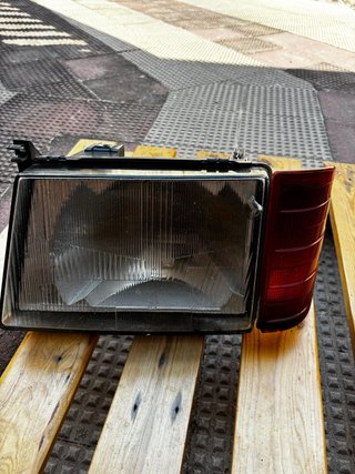Faro y intermitente Mercedes MB100