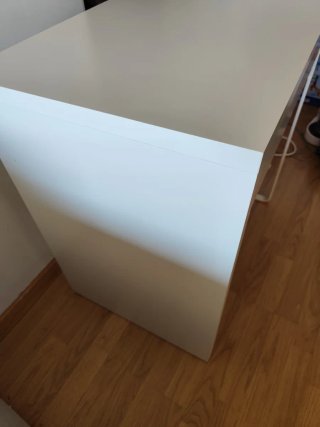 Escritorio Ikea Micke blanco con cajón