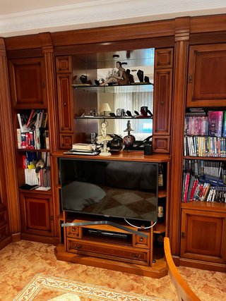 Mueble de salón de madera